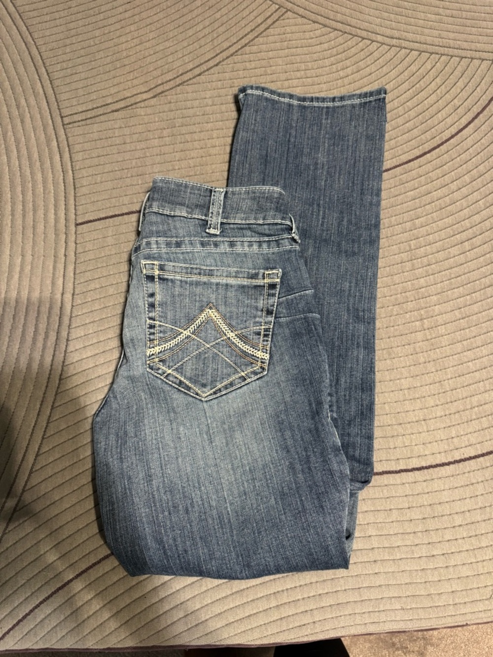 Ariat Women's Medium Blue Straight Leg Jeans with Embroidered Back Pocket